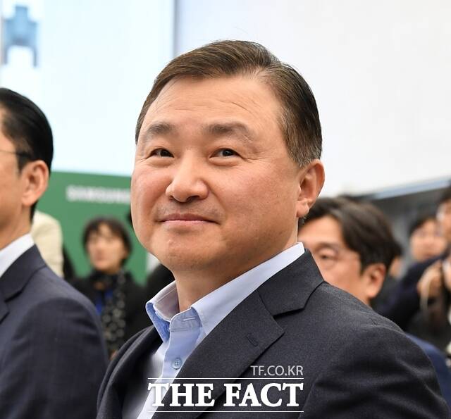 노태문 삼성전자 DX부문장 직무대행이 MX 임직원들에게 신사업 발굴과 판매단 운영에 집중하겠다고 밝혔다. /더팩트 DB