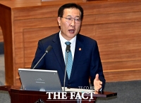  질의에 답변하는 박성재 법무부 장관 [포토]