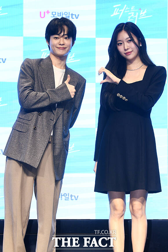 5부의 주인공인 배우 한세진(왼쪽)과 성지연.