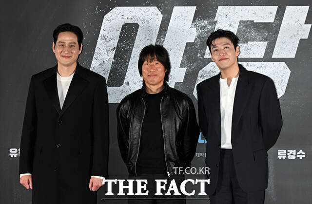 박해준 유해진 강하늘(왼쪽부터)이 호흡을 맞춘 영화 야당이 개봉 첫날 박스오피스 1위를 기록했다. /이새롬 기자