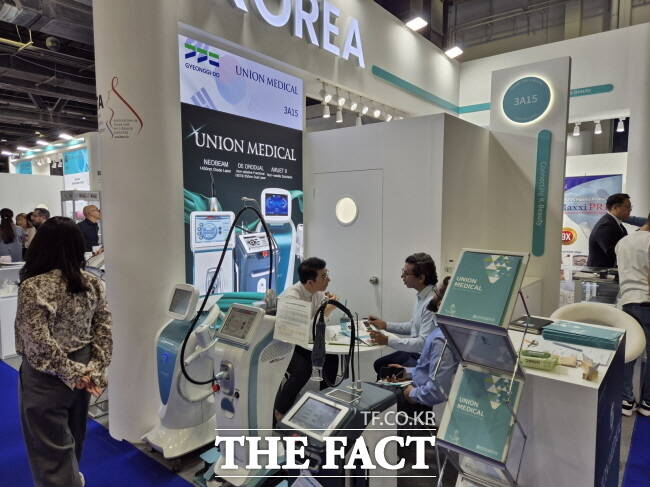 두바이 더마 2025 전시장에 마련됐던 경기도관 모습./경기도