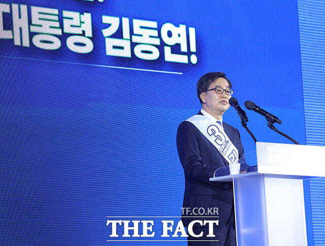 김동연 후보는 착한 2등을 하러 나오진 않았다. 끝까지 노력하겠다며 제가 생각하는 새로운 대한민국을 만드는 일에 제가 가장 적임자란 것에는 지금도 추호의 흔들림이 없다라고 잘라 말했다. /김동연 캠프 제공