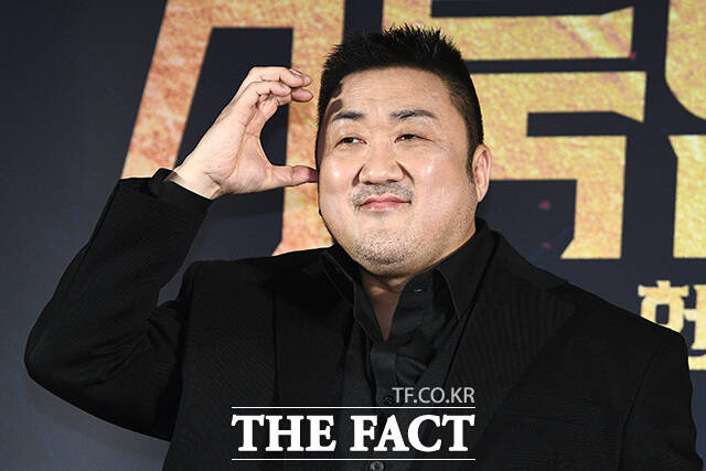 마동석은 바위 같은 힘과 주먹으로 악마를 사냥하는 바우 역을 맡아 데뷔 첫 오컬트 장르에 도전했다. /서예원 기자