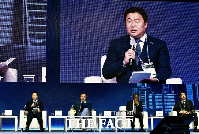 ‘2024 세계 바이오 서밋’에서 ‘경기시흥 바이오 특화단지’를 소개하는 임병택 시장./시흥시