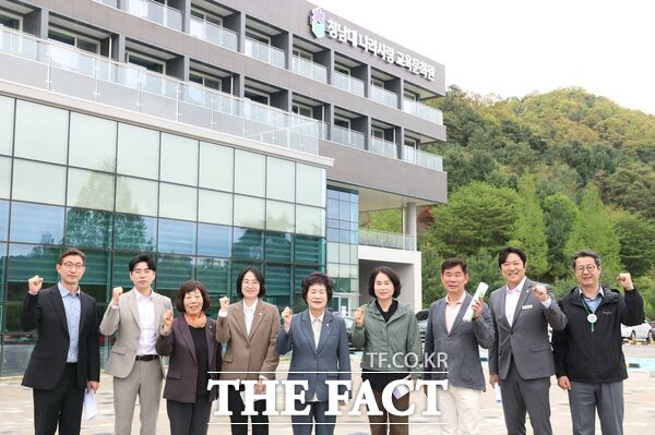 대전 동구의회는 23일 청남대 나라사랑 교육문화원에 방문해 동구 대청동 일원에 논의 중인 제2취수탑 및 도수터널 건설사업의 사업 추진 방안에 대해 관계자들과 소통하는 시간을 가졌다./대전 동구의회