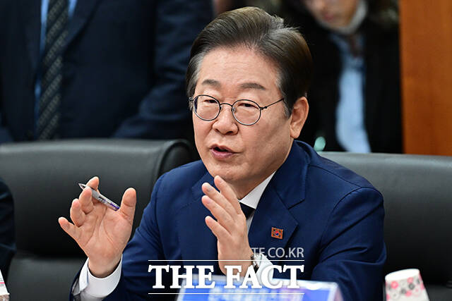 여행자나 출장자들을 위한 공유 오피스와 숙소를 늘려 일과 휴식을 병행할 수 있도록 디지털 인프라 확충을 적극 지원하겠다는 내용도 공약에 담겼다. /남윤호 기자