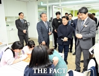  이주호 장관·문정복 의원, 시흥시 '소래너나들이' 현장 간담회