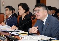  질의에 답변하는 최남호 산업통상자원부 2차관 [포토]