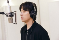  박정민, 시각장애인 위해 제작한 듣는 소설 기증