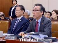 조태열, 서해 中 구조물에 