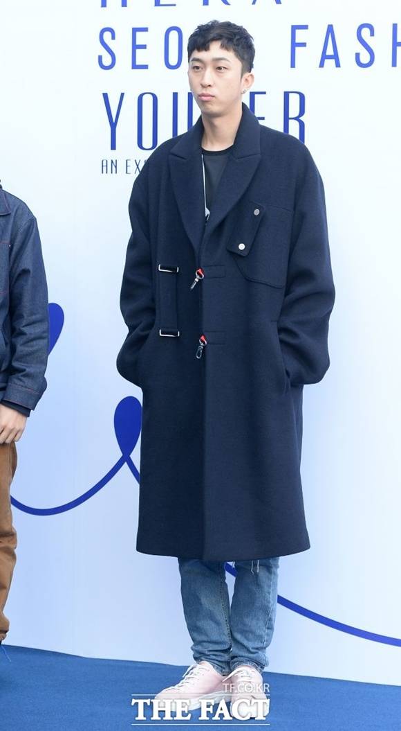 가수 슬리피가 지난해 첫 번째 아이에 이어 지난 23일 두 번째 아이를 품에 안았다. /더팩트 DB