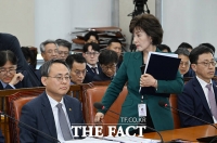  또 쫓겨난 박선영 진화위원장 