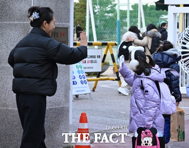 사교육 업체가 밀집한 지역인 강남 3구(강남·서초·송파) 영유아·아동이 더 많은 정신건강 문제를 겪는 것으로 나타났다. 사진은 기사 내용과 무관./이새롬 기자