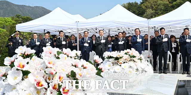 25일 거창사건추모공원에서 제74주기 거창사건희생자 제37회 합동위령제 및 추모식이 봉행됐다. /거창군