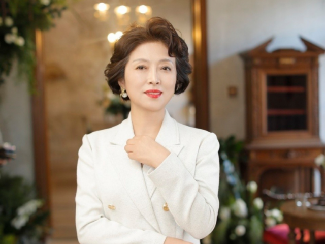 중국동포연합중앙회는 오는 27일 서울 영등포구 공군호텔에서 김미정 제6대 총회장 취임식 및 교류의 밤을 개최한다고 25일 밝혔다. / 중국동포연합중앙회