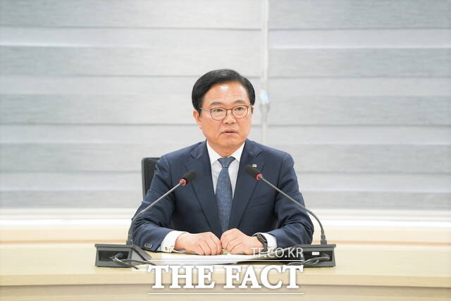 25일 김석필 천안시장 권한대행 부시장 주재로 현안 점검 보고회를 개최했다. /천안시