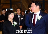 최태원 회장 동생 최기원 이사장, SK㈜ 3200주 추가 매수