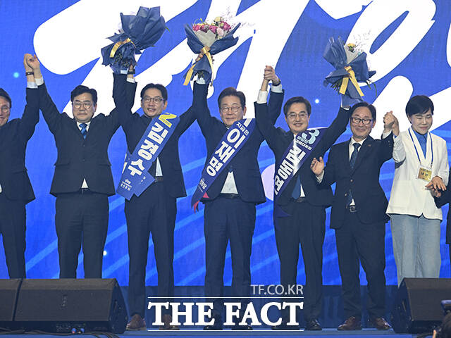 김경수 후보는 대선 경선 종료 이후 내란을 극복하고 민주주의를 회복하자는 건 이 후보만의 약속이 아닌 민주당이 국민께 드리는 약속이라며 이 후보의 당선, 민주당의 승리, 압도적 정권교체, 나와 우리 모두의 승리를 위해 제 선거처럼 뛰겠다고 말했다. /박헌우 기자