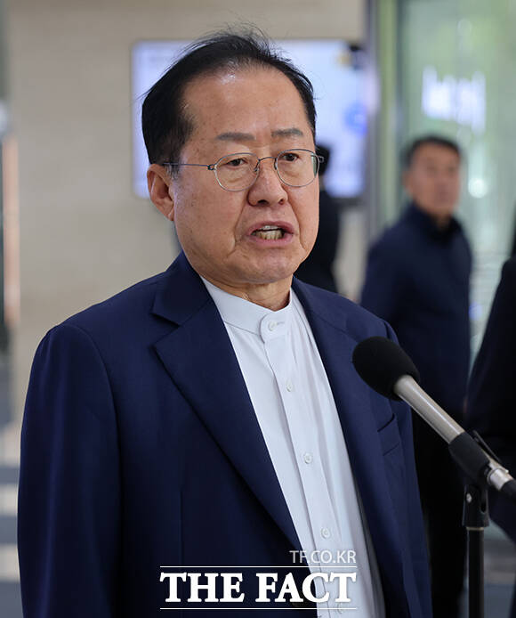 홍준표 국민의힘 대선 경선 후보가 자신의 국민의힘 대선 최종 후보가 된다면 한덕수 대통령 권한대행과 단일화를 위한 국민경선을 진행하겠다고 밝혔다. /국회사진취재단