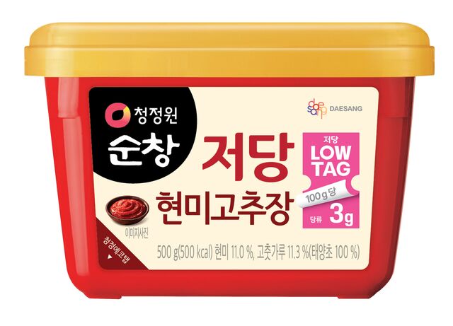 대상이 저당, 저칼로리 제품에 부착하는 로우태그 엠블럼을 도입하고 관련 제품군을 확대하기로 했다. /대상