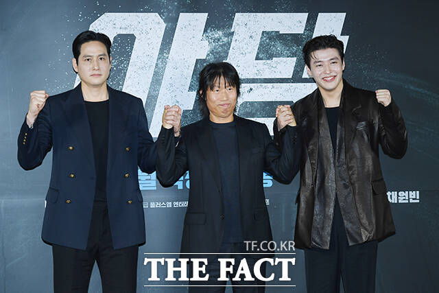 박해준 유해진 강하늘(왼쪽부터)의 야당이 개봉 2주 차 주말 박스오피스 1위를 기록했다. /장윤석 기자