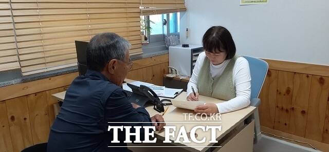 당진시보건소는 내달 1일부터 기존 치매안심센터 중심의 조기 검진사업을 보건지소·진료소로 확대·운영한다. /당진시