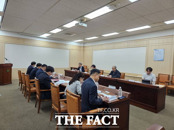 대전시가 글로컬대학 선정을 위한 TF팀 회의를 진행하고 있는 모습./대전시