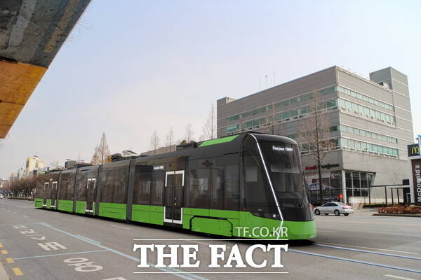 대전 도시철도 2호선 트램 디자인 시안./대전시