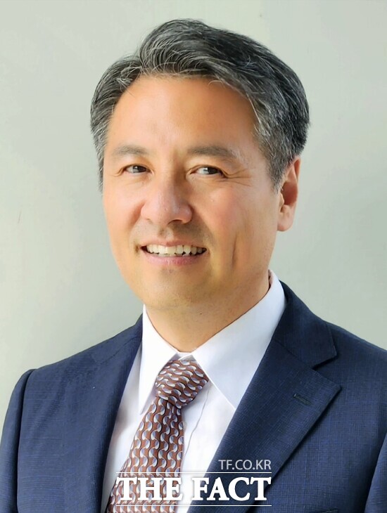 이택승 충남대학교 공과대학 유기재료공학과 교수./충남대학교