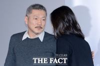 [강일홍의 이슈토크] '해외 셀럽' 홍상수, 득남 후 칸영화제 심사위원 '겹경사'