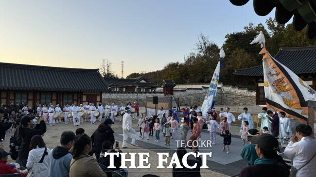 지난해 경기북부 지역문화 콘텐츠로 선정된 양주 관아지 풍물축제. /경기문화재단
