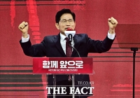  '반명 깃발' 든 김문수, 본선 진출…