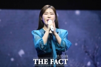  송가인, 매니저 사칭 사기 피해…