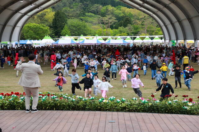 한국차문화공원 일원에서 개최한 어린이날 행사. /보성군