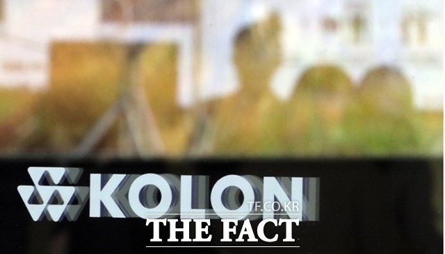 코오롱 오운문화재단은 선행으로 사회의 귀감이 되는 우정선행상 후보자를 추천받고 있다고 7일 밝혔다. /더팩트 DB