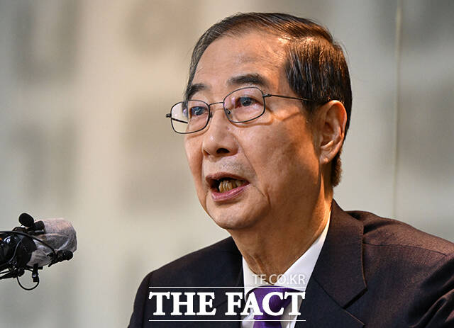 한덕수 무소속 대선 예비후보가 7일 서울 중구 한국프레스센터에서 서울외신기자클럽 초청 기자간담회를 갖고 있다. /국회사진취재단