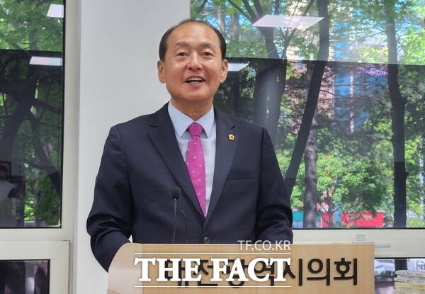 박종선 대전시의원(국민의힘, 유성구 1)이 7일 대전시의회 기자실에서 국민의힘 탈당을 선언하고 있다. /정예준 기자