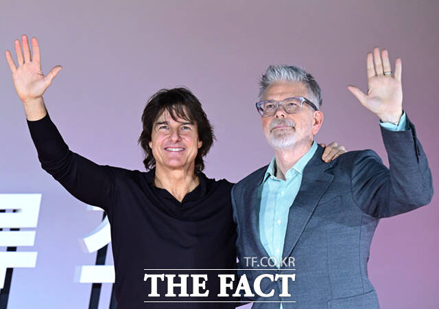 12번째 한국을 찾은 톰 크루즈(왼쪽)는 한국은 어메이징하고 아름다운 나라다. 늘 따뜻한 환대를 해주셔서 감사하다고 말문을 열었다. /이새롬 기자