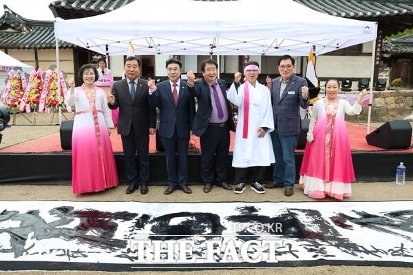 계룡시가 지난 9일부터 11일까지 제2회 사계문화제를 개최했다./계룡시