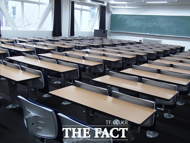 지난해 전국 중학교의 학교폭력 처분 건수가 지난 2023년보다 19% 증가한 것으로 나타났다. 고등학교와 비교하면 약 3배 많다. /더팩트DB