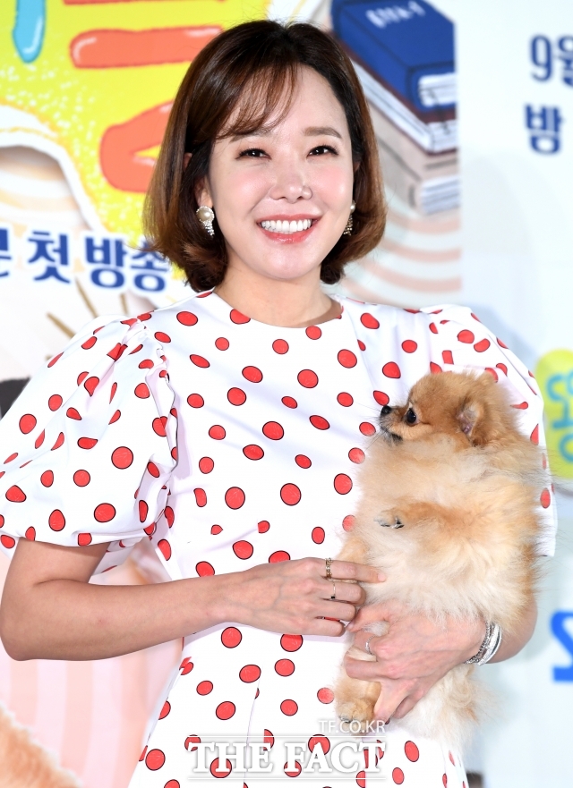 백종원은 외식사업가 연예인가족 주목받은 뒤 음식 예능 바람 타고 성공가도를 달렸다. 아내는 배우 소유진(사진)이다. 한때는 소유진 남편으로 불리다 지금은 소유진보다 유명한 팬덤 스타가 됐다. /더팩트 DB