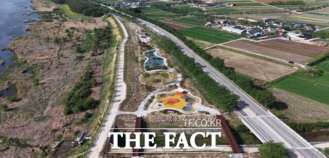 섬진강 힐링생태공원 전경 /구례군