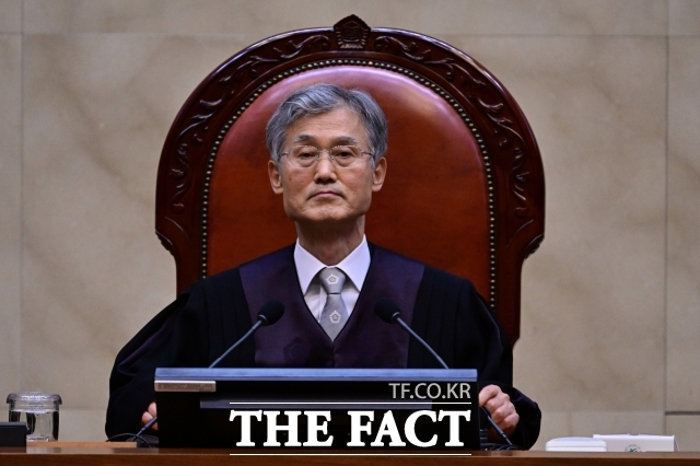 더불어민주당 초선 의원들이 대법원의 이재명 대통령 후보 사건 파기환송 결정을 둘러싼 절차적·정치적 의혹을 규명하기 위해 조희대 대법원장을 겨냥한 특검법을 발의했다. /남윤호 기자