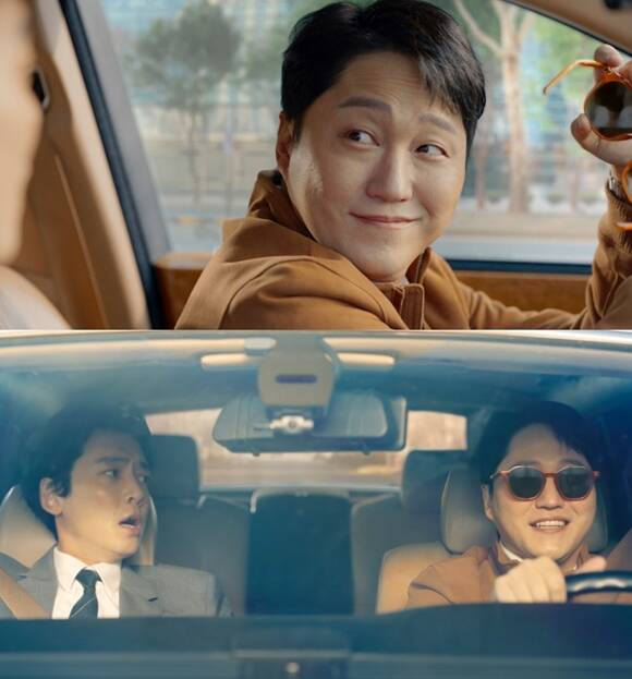MBC 새 금토드라마 노무사 노무진 첫 회에 배우 김대명(위)이 깜짝 등장한다. /MBC
