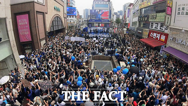 보수의 심장 대구 찾은 이재명 후보.