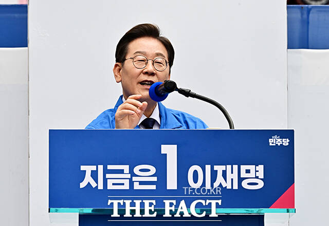 대구 동성로에서 연설하는 이재명 후보.