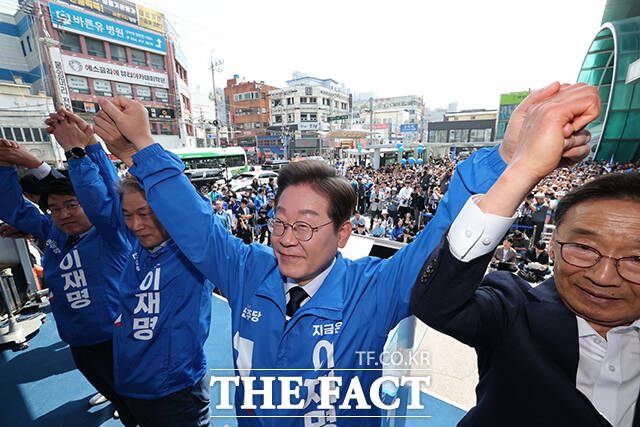 구미에서 지지 호소하는 이재명 대선후보.