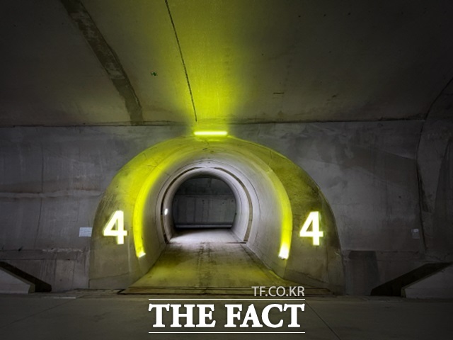 개선 피난연결통로(터널안전경관등)./서울시