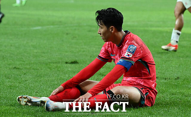 축구 국가대표팀 주장 손흥민(33·토트넘 홋스퍼)에게 임신했다며 금품을 요구한 2명이 경찰 수사를 받고 있다. /박헌우 기자