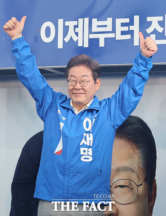 이재명 더불어민주당 대통령 후보가 6·3 대선 공식 유세 나흘째인 15일 머슴과 일꾼의 위치에서 벗어나 자신이 주인 위의 지배자라고 착각하면 반드시 응징하고 책임 물어야 한다고 주장했다. /뉴시스